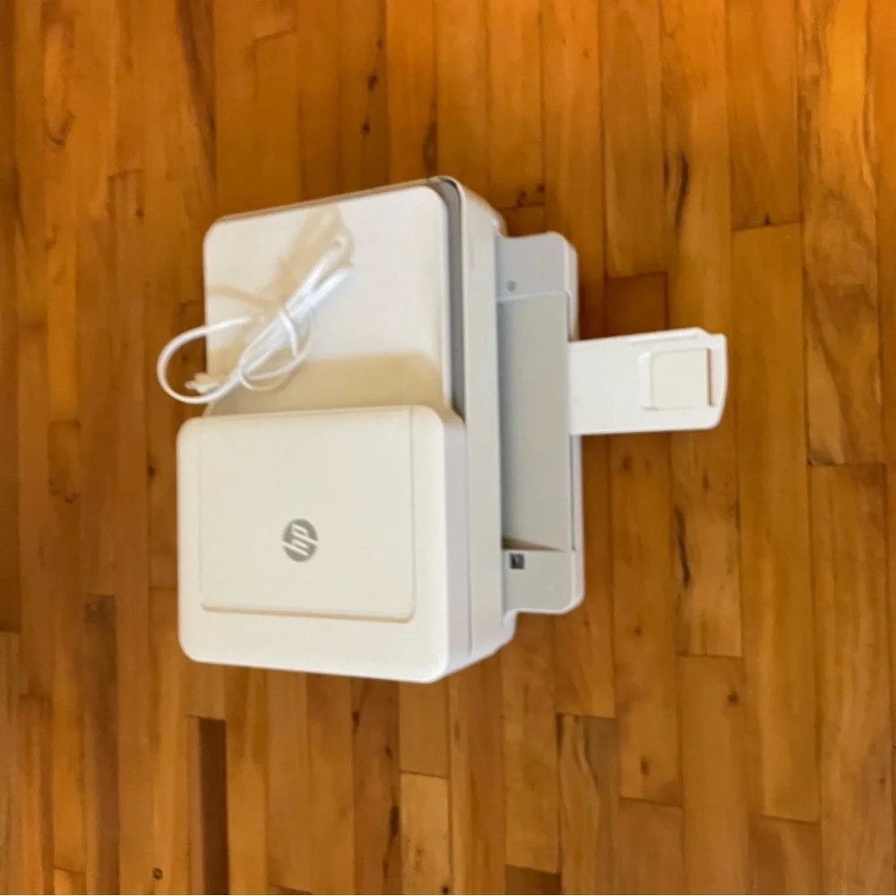 HP White Multifunction Printer